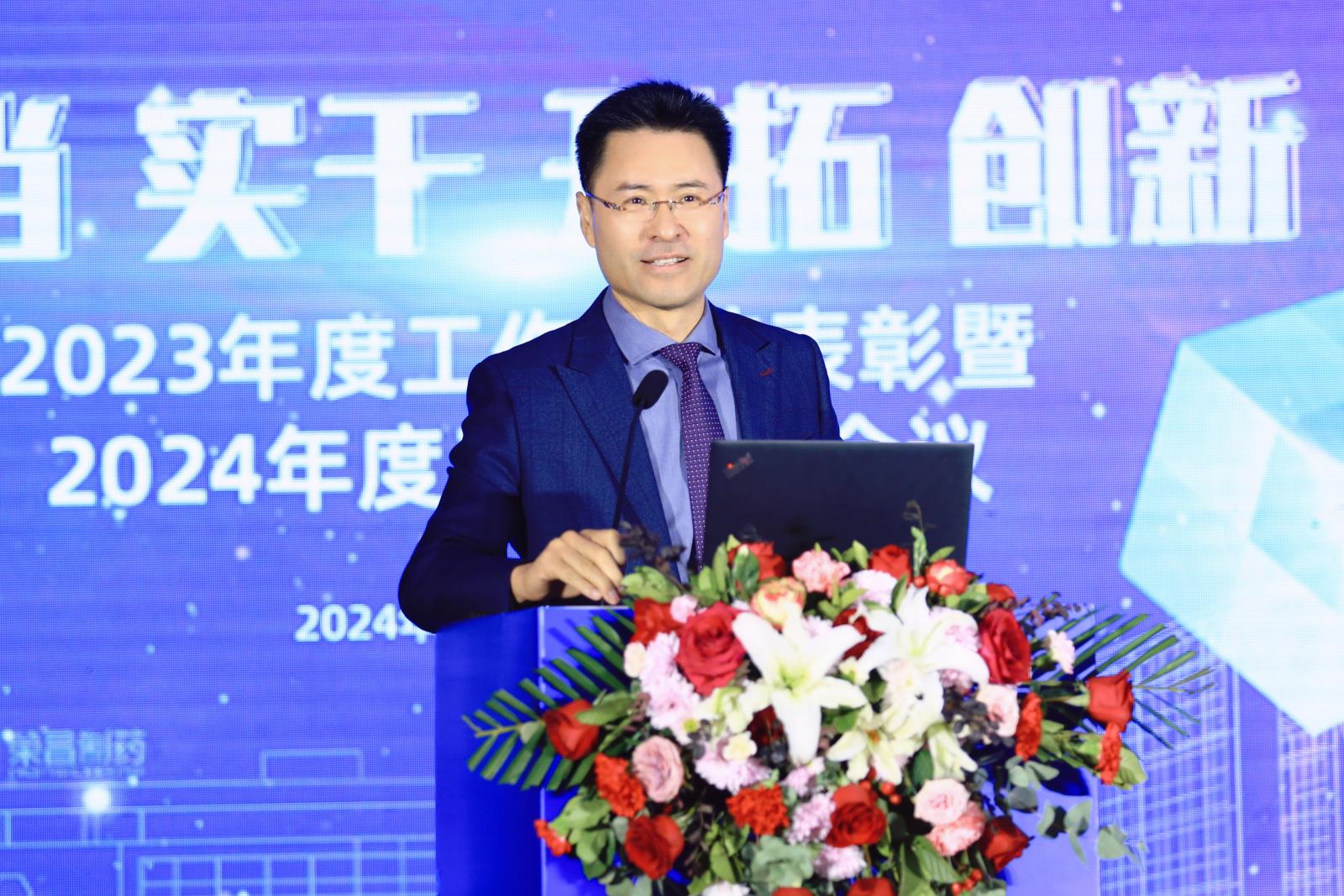 強總照片 (5).jpg 強總照片 (5).jpg